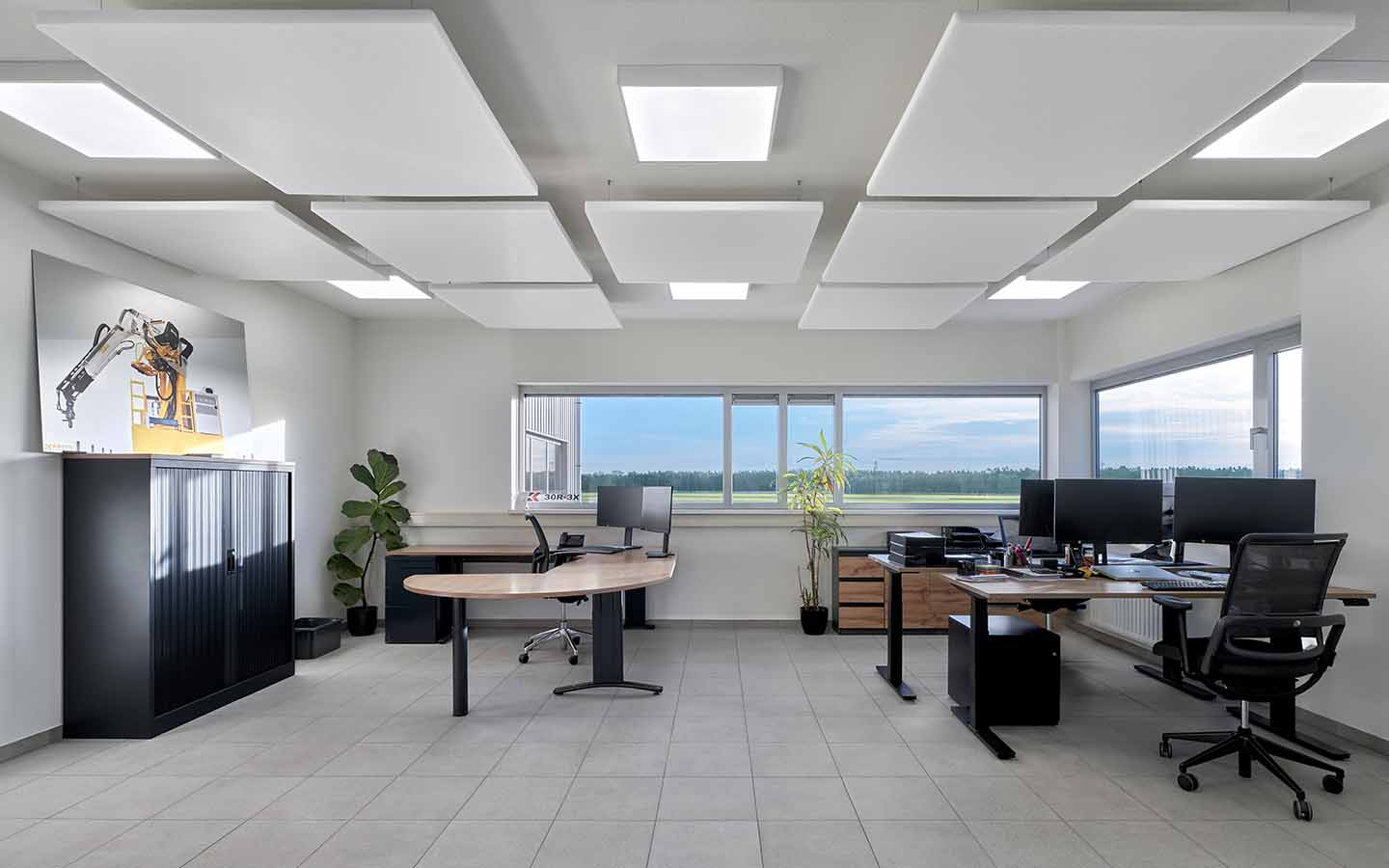 Kantoor Lacom, akoestische panelen voor het plafond.