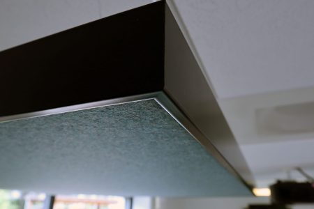 Reducel Summit akoestiek paneel met zwart luxe profiel